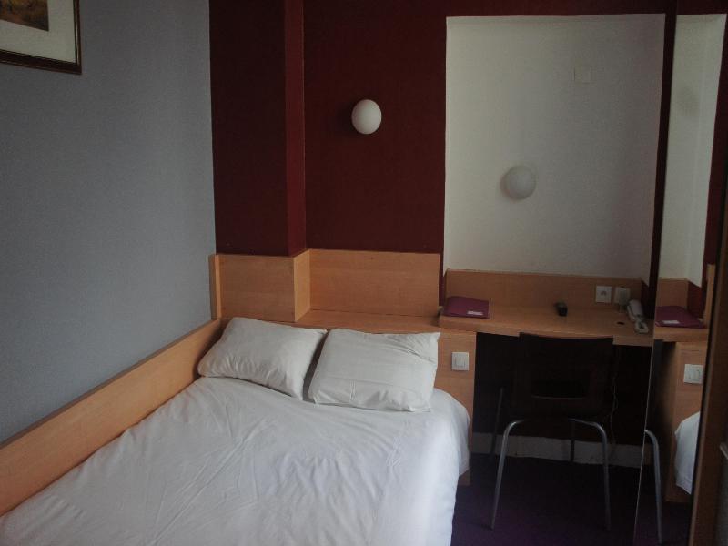 Hotel D'Anjou Levallois-Perret Kültér fotó