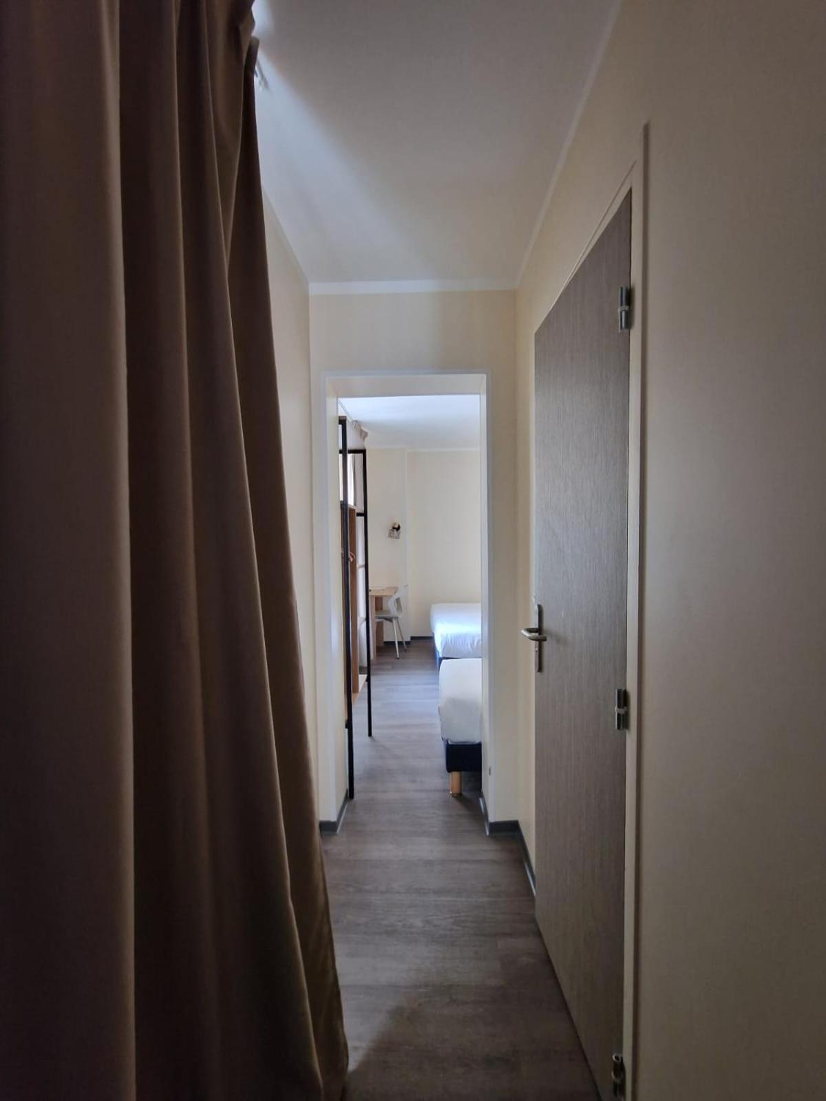 Hotel D'Anjou Levallois-Perret Kültér fotó