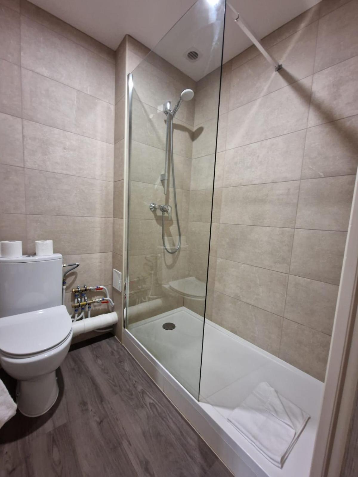 Hotel D'Anjou Levallois-Perret Kültér fotó