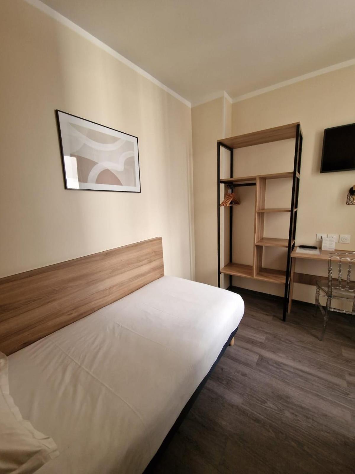 Hotel D'Anjou Levallois-Perret Kültér fotó