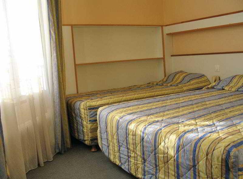 Hotel D'Anjou Levallois-Perret Kültér fotó